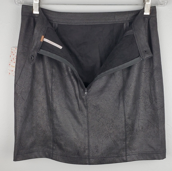 FREE PEOPLE RUMI RUCHED MINI SKIRT - Picture 7 of 8